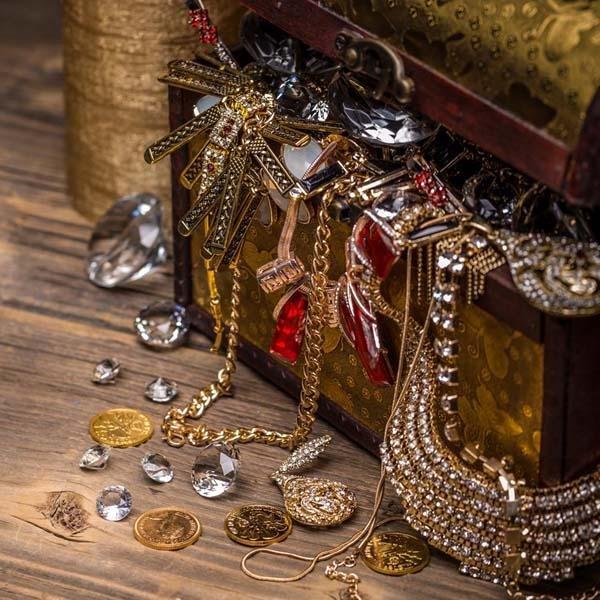 The World's Priceless Treasures Found With A Treasure Detector