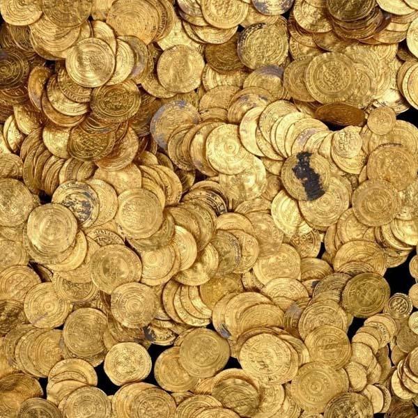 5 Rare Gold Coins Found With A Metal Detector